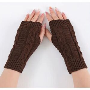 Women’s Cable Knit Fingerless Gloves Brown One Size